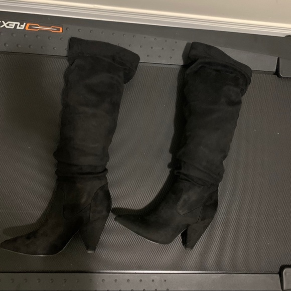 Forever21 faux suede Slouchy Boot - Picture 12 of 14